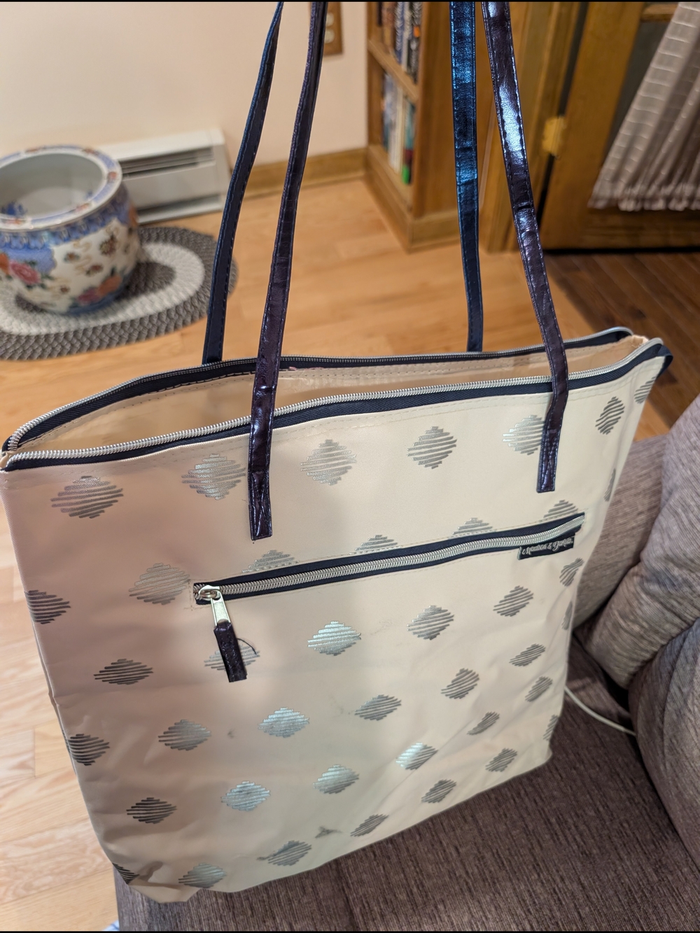 Light white Tote Bag with Silver Accents - Classic Women's Shoulder Tote Bag - Picture 7 of 7